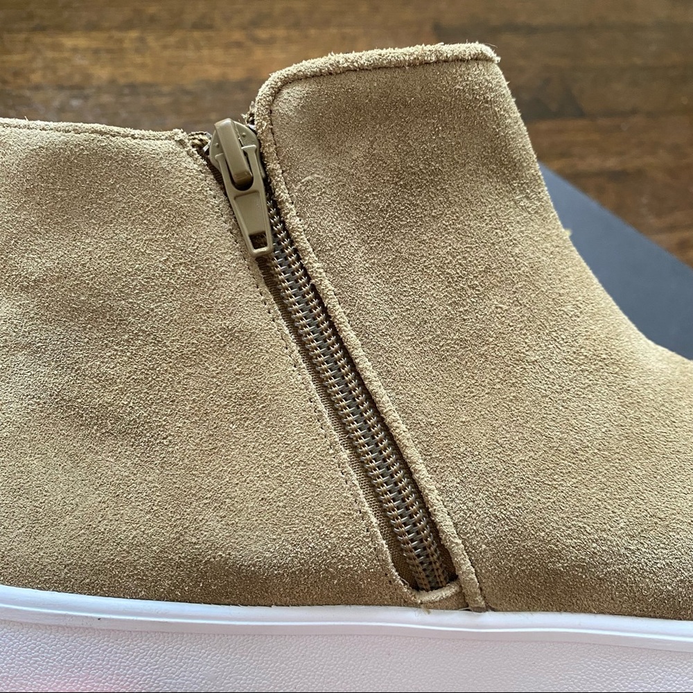 Rebecca Minkoff Women’s Stella Suede Fringe Sneakers NIB - Picture 5 of 9